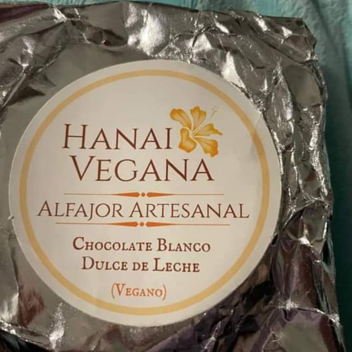 photo of Hanai Vegana Alfajor De Chocolate Blanco Y Dulce De Leche shared by @raxel on  26 Jan 2021 - review