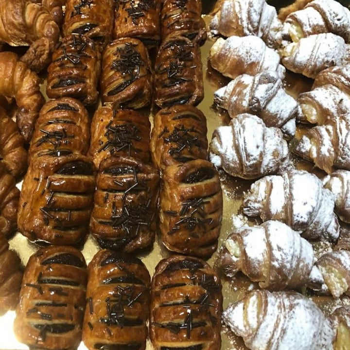 photo of Forn Marena Croissants de chocolate shared by @teysis on  16 Oct 2020 - review
