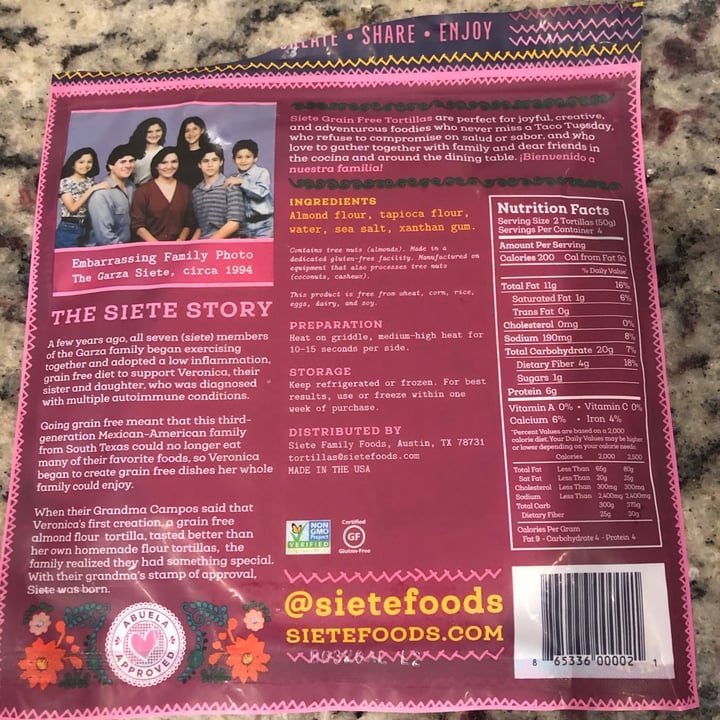 photo of Siete Family Foods Almond Flour Tortillas shared by @friendgirl on  28 Apr 2021 - review