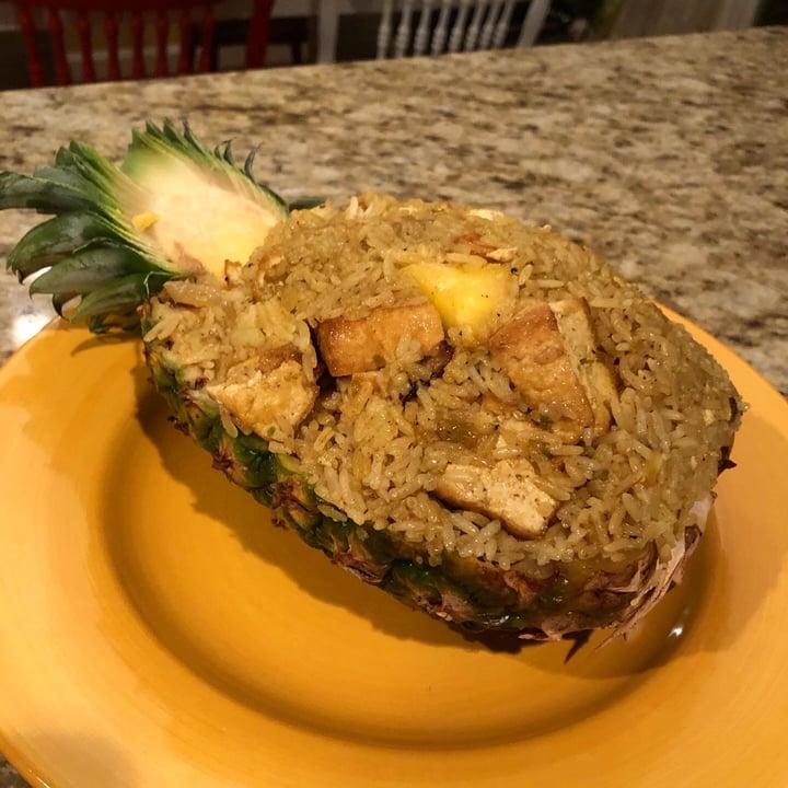 review photo of Simply Thai pineapple fried rice shared by @sadarice on 20 Dec 2020 - review