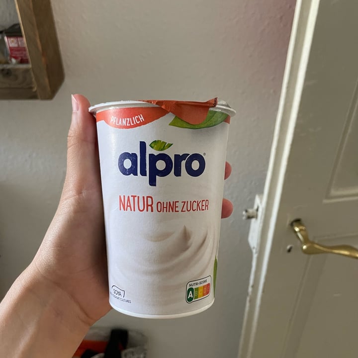photo of Alpro Naturale Senza Zuccheri shared by @isabella123 on  04 Aug 2022 - review