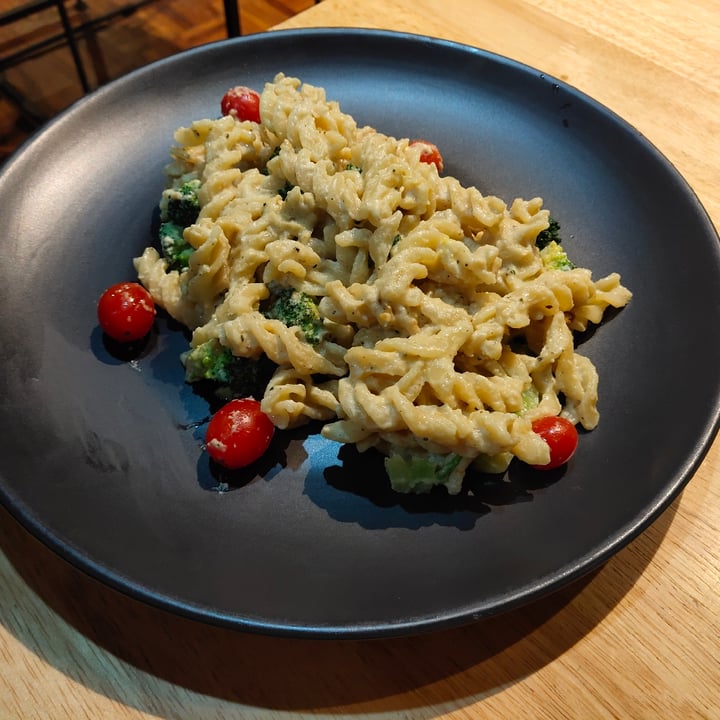 photo of Simply Good Food Vegan Alfredo Pasta shared by @stevenneoh on  14 Aug 2020 - review