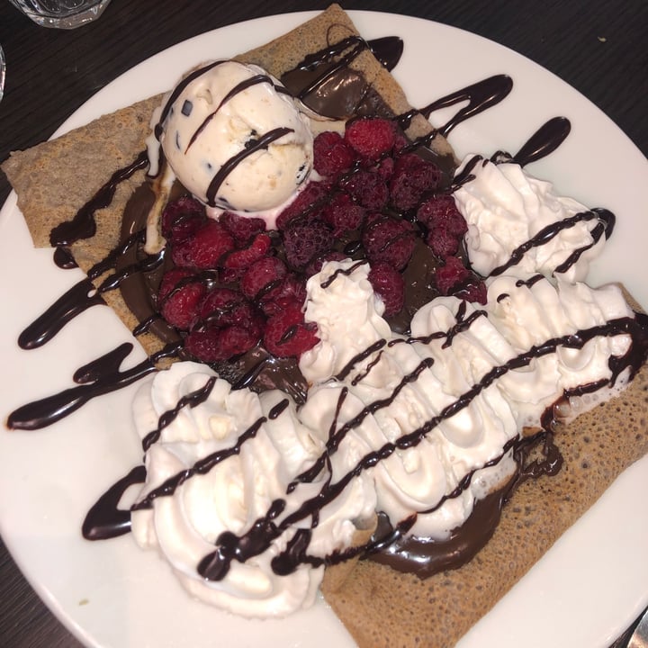 photo of Coffee Crepes Crêpe françois shared by @theblondeseitan on  02 Jan 2022 - review
