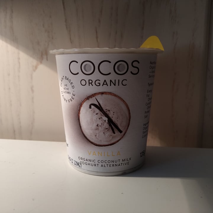photo of COCOS ORGANIC Organic Coconut Milk Yoghurt Alternative - Vanilla shared by @veganiceland on  30 Jun 2022 - review