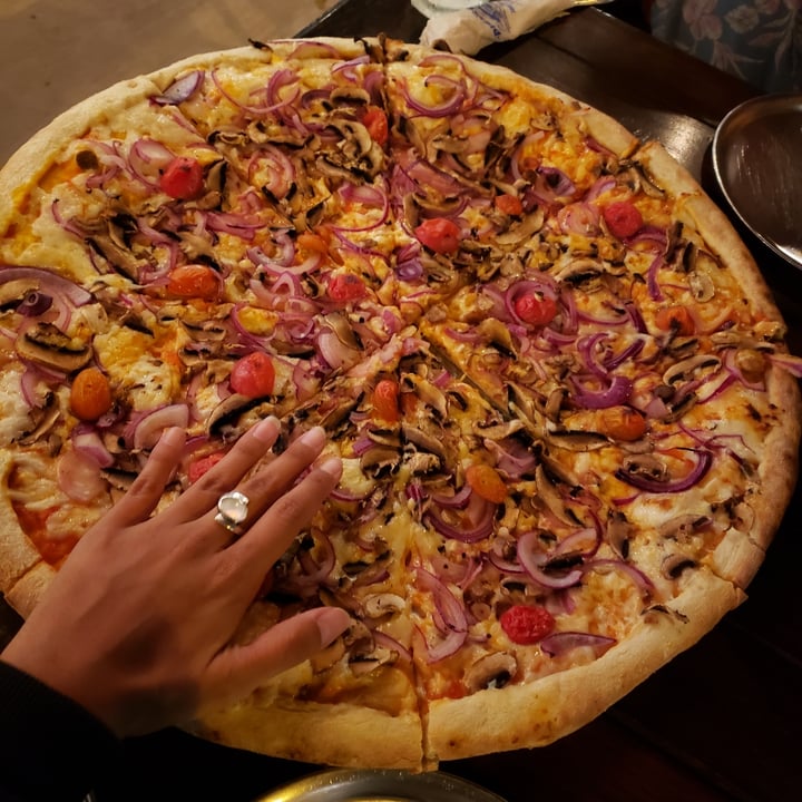 review photo of La pizzería de las Tortugas Ninja Veganx del 98 shared by @sisisoydelfi on 26 May 2022 - review