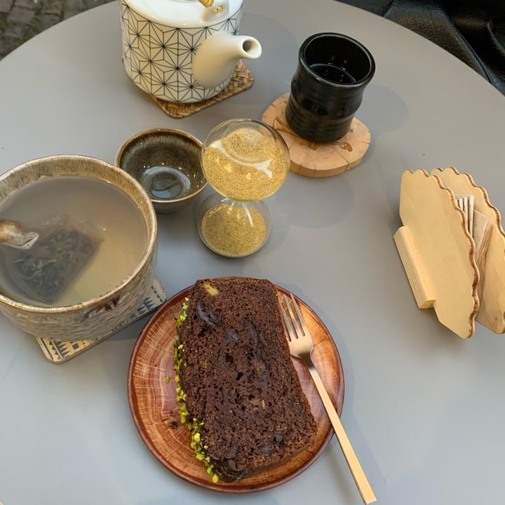 photo of Kintsugi tea&cakes Vegan Cake shared by @demim on  10 Mar 2022 - review