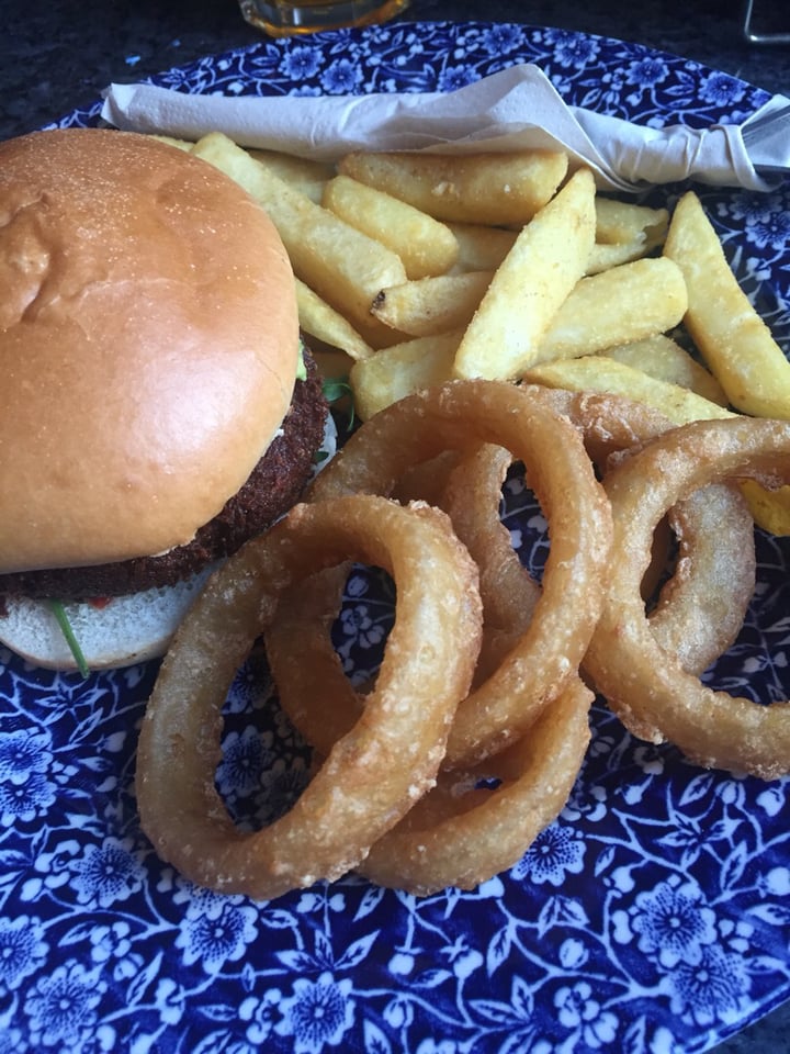 review photo of Weatherspoons Pubs Gourmet Vegan Burger shared by @adaberry16 on 04 Mar 2020 - review