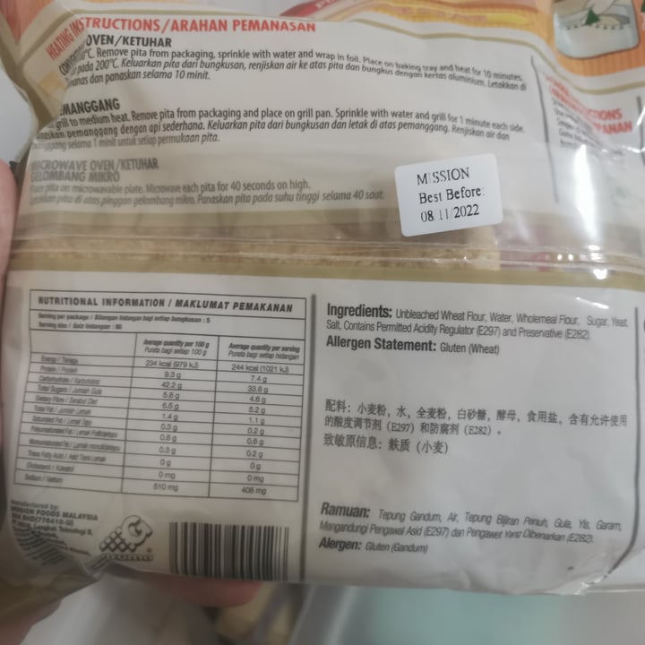 photo of Mission Foods Pita Wholemeal shared by @fluffyfloofs on  15 Oct 2022 - review