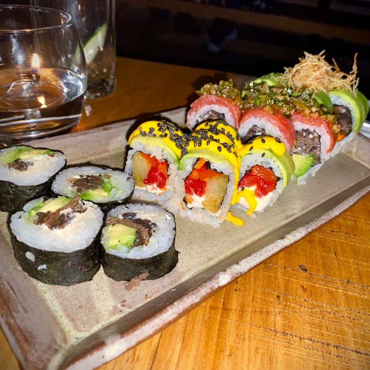 photo of Let it V - Vegan Sushi Tabla Abbey rolls shared by @majitosarasola on  07 Feb 2021 - review