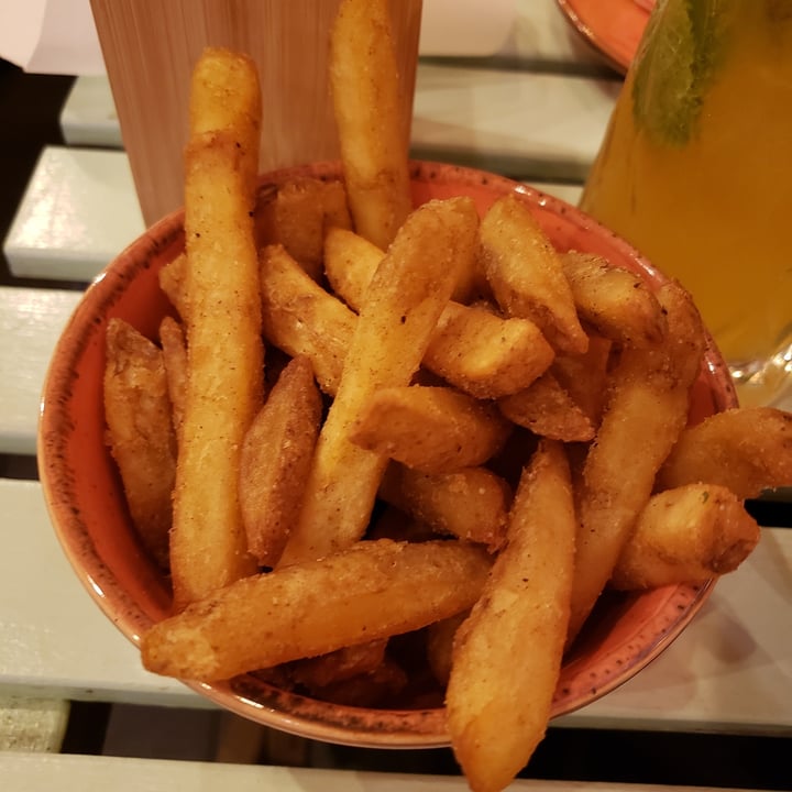 photo of Wholesome Junkies | Arndale House Fries shared by @jackhyphen on  15 Nov 2022 - review