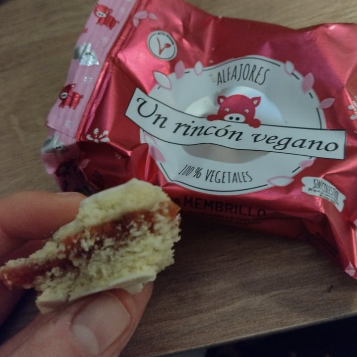 photo of Un Rincón Vegano Alfajor de Membrillo shared by @gemendez07 on  25 Jul 2021 - review