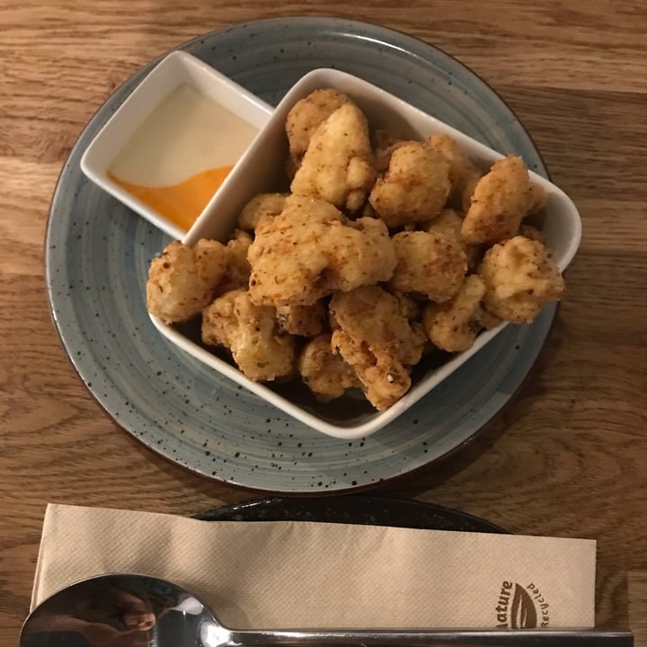 photo of Roots & Rolls Popcorn Cauliflower shared by @martafusano on  08 Jul 2022 - review