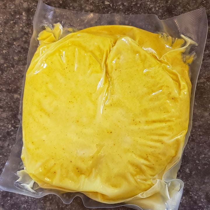 review photo of Hodo Vegan All-Day Egg Scramble shared by @vegangigi4ever on 01 Oct 2022 - review