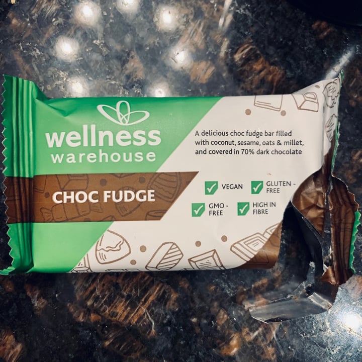 photo of Wellness Warehouse Choc Fudge Bar shared by @mayavegan on  15 Feb 2021 - review