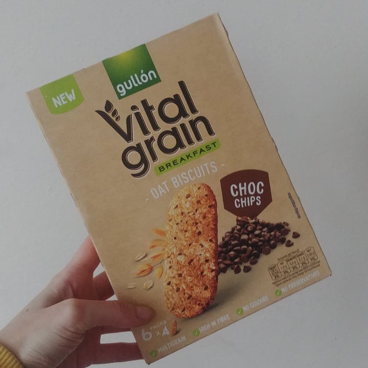 photo of Gullón Vital gran chocolate chip oat biscuits shared by @kalatheaelvain on  30 Sep 2021 - review