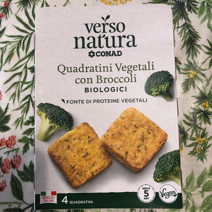 photo of Verso Natura Conad Bio  Quadratini vegetali con broccoli shared by @albicocca on  29 Jul 2022 - review
