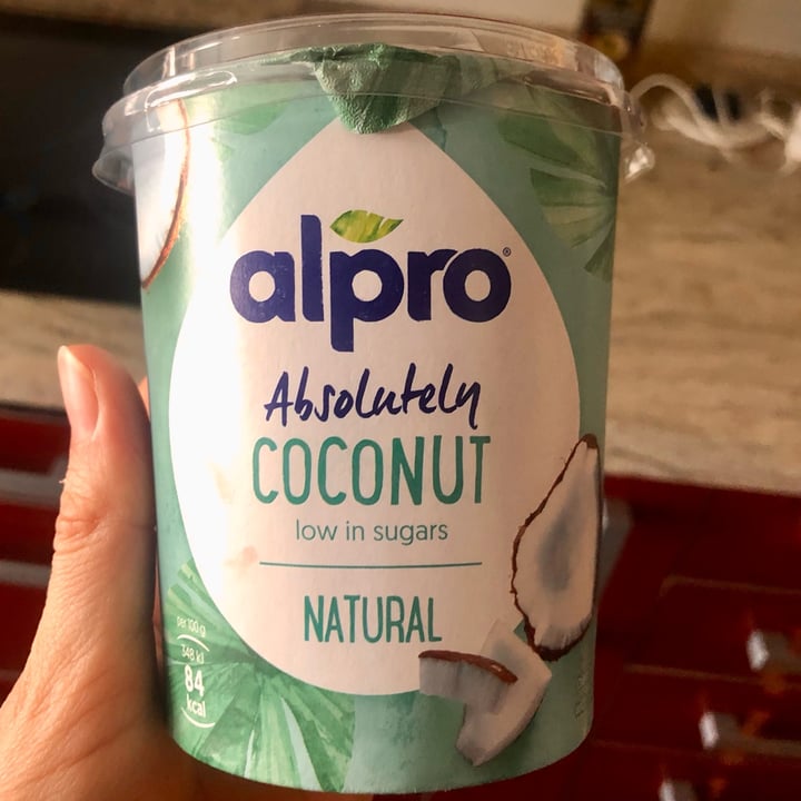 review photo of Alpro Absolutely coconut Natural Low Sugar shared by @vegannoe on 18 Aug 2022 - review