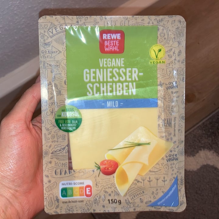 photo of REWE Beste Wahl Vegane Geniesserscheiben mild shared by @josephineh on  19 May 2022 - review