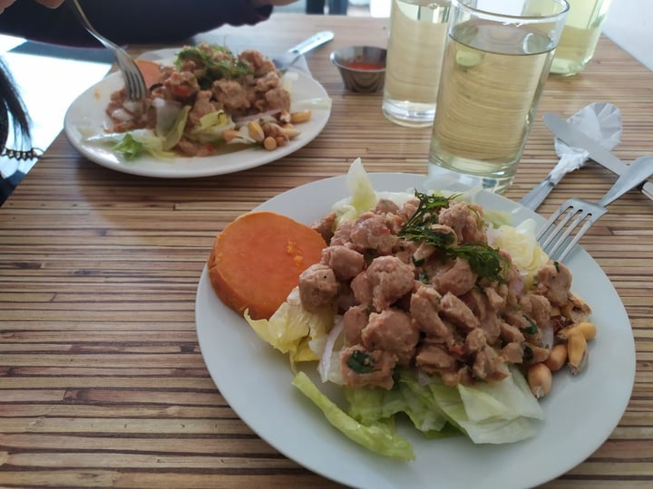 review photo of Loving Hut Vegan Cuisine Ceviche shared by @luisapitot on 21 Nov 2019 - review