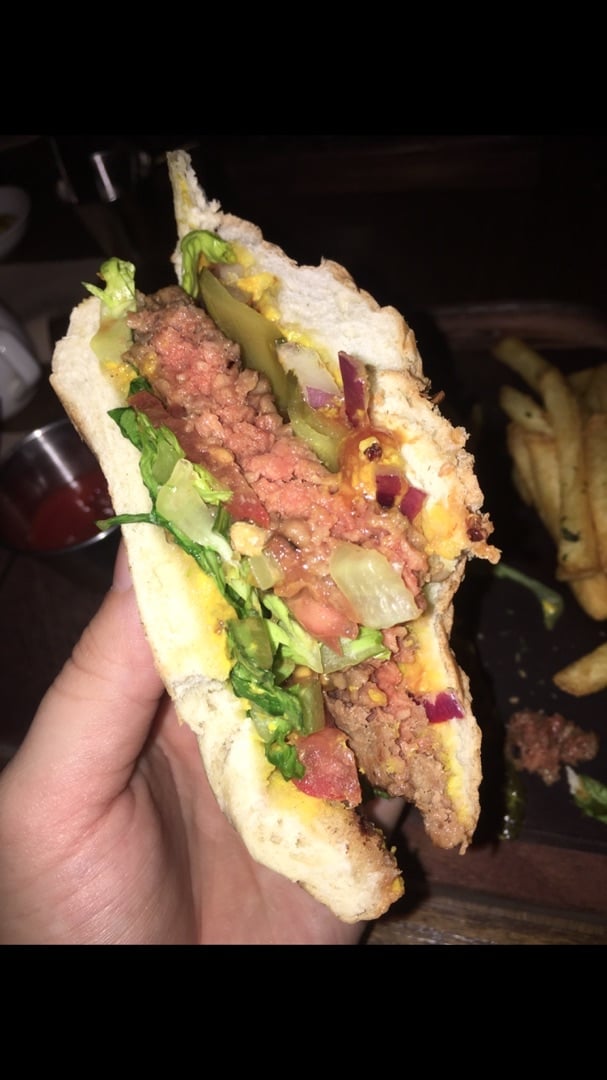 photo of Ivy Impossible Burger shared by @shyafira on  28 Nov 2019 - review