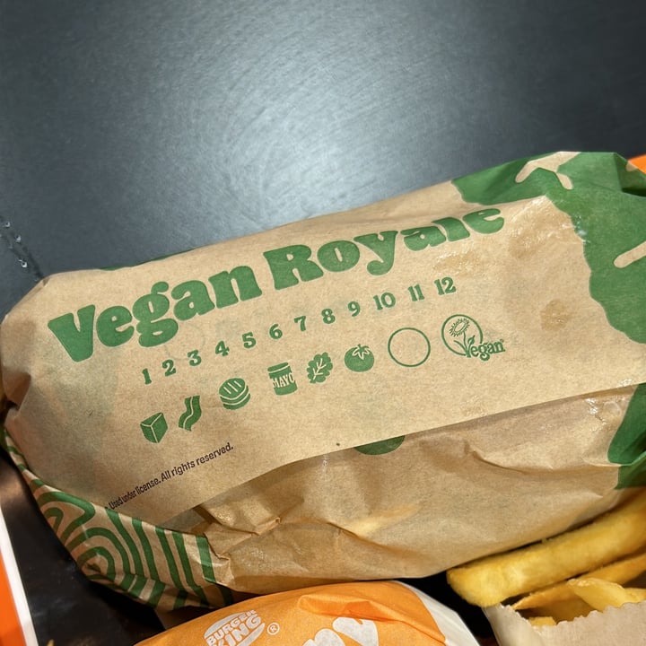 photo of Burger King Leicester Square Vegan Royale shared by @federego77 on  24 Oct 2022 - review
