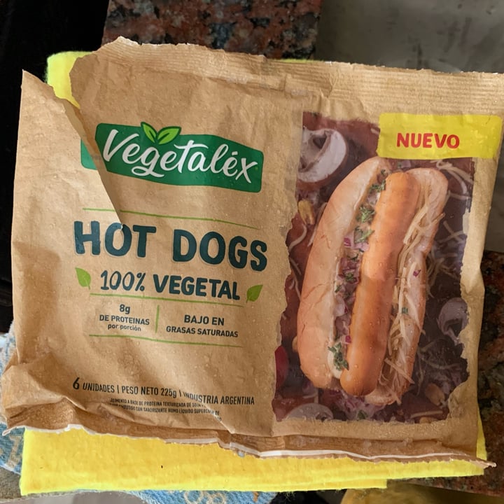 photo of Vegetalex Hot dogs 100% Vegetal shared by @jannacatts on  01 Mar 2022 - review