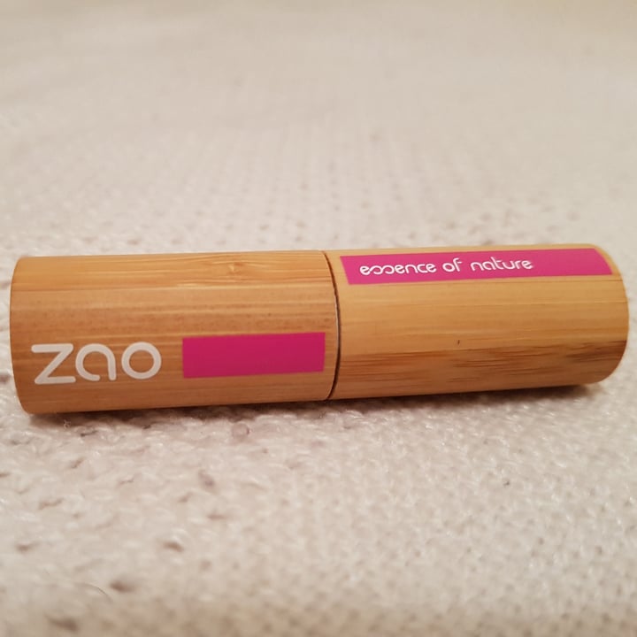 photo of Zao Lipstick shared by @janinavg on  30 Apr 2020 - review