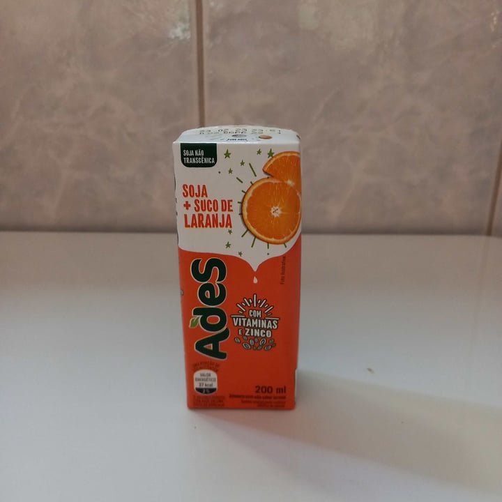 photo of suco ades Ades Suco Laranja shared by @elizabetsimoes on  29 May 2022 - review