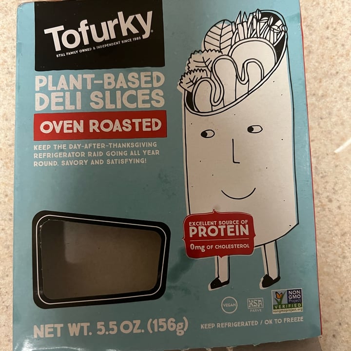 photo of Tofurky Plant Based Deli Slices Oven Roasted shared by @lucyhoinkis on  26 Oct 2022 - review