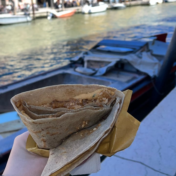 review photo of Crepes house by PePe Crepes Con Hummus E Tofu shared by @jiulius on 11 Apr 2022 - review