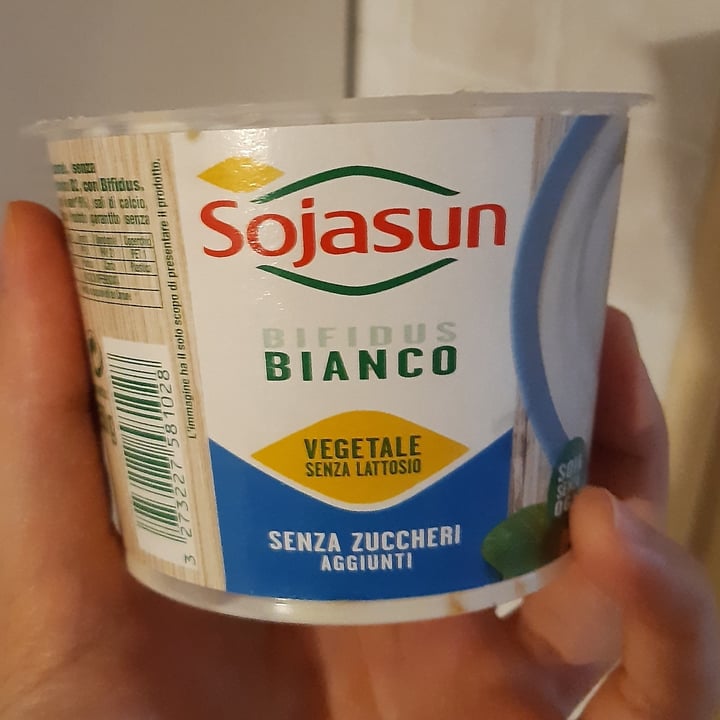 photo of Sojasun Bifidus Bianco Senza Zuccheri Aggiunti shared by @giulia4la on  09 Jul 2022 - review