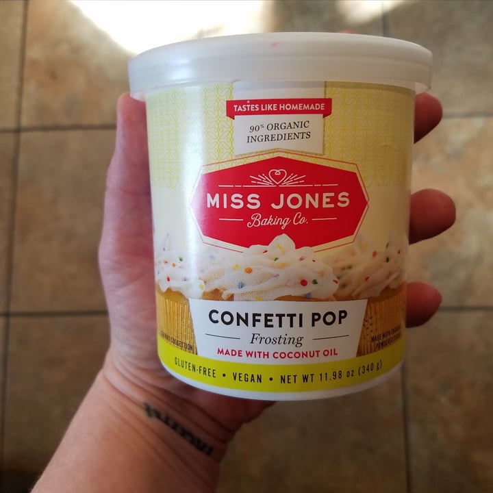photo of Miss Jones Baking Co Confetti Pop Frosting shared by @gretchens on  07 Feb 2021 - review