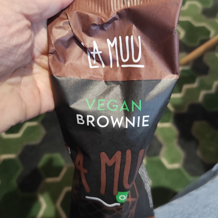photo of La Muu vegan brownie shared by @frankiefor on  01 May 2022 - review