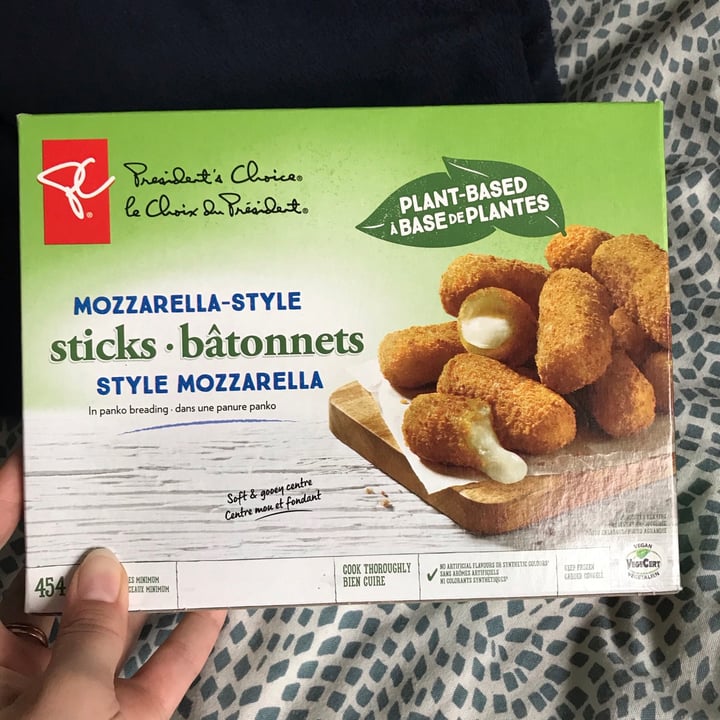 photo of President's Choice Mozzarella Style Sticks shared by @edit on  05 Apr 2021 - review