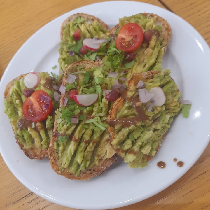 photo of Cloud Cakes Avocado Toast shared by @alice50 on  11 Jul 2022 - review