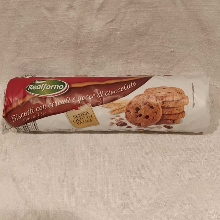 photo of Realforno Biscotti Cereali E Gocce Di Cioccolato shared by @lmariantoni on  29 Mar 2022 - review