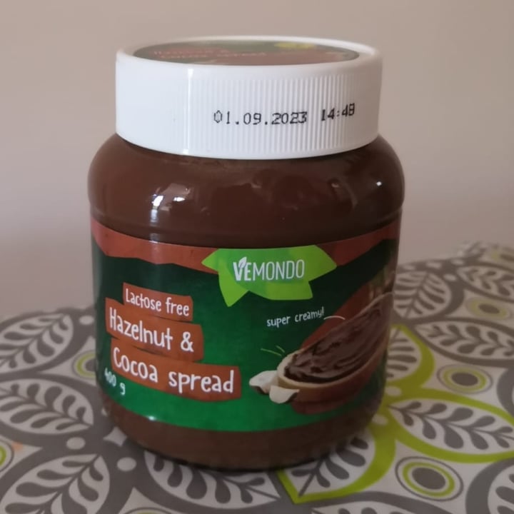 photo of Vemondo lactose free hazelnut & cocoa spread shared by @signormusetto on  16 Sep 2022 - review