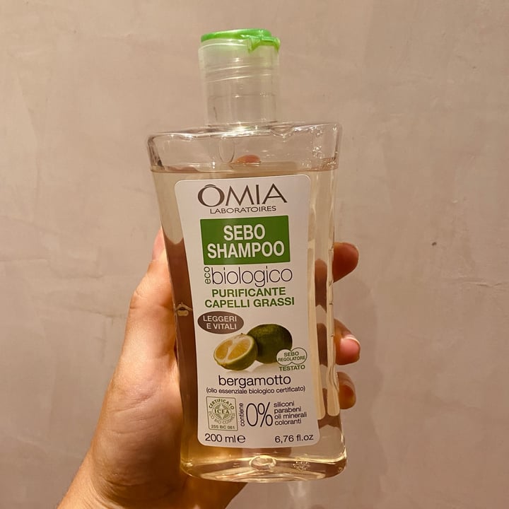 photo of Omia Laboratoires Sebo Shampoo Purificante Capelli Grassi shared by @isabelbii on  08 Jan 2022 - review