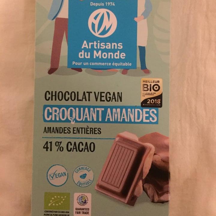 review photo of Artisans du Monde Chocolat Vegan Croquant Amandes shared by @marieblue on 11 Feb 2021 - review