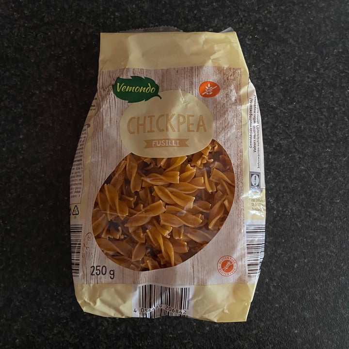 photo of Vemondo Chickpea fusilli shared by @veganagram on  02 Sep 2021 - review