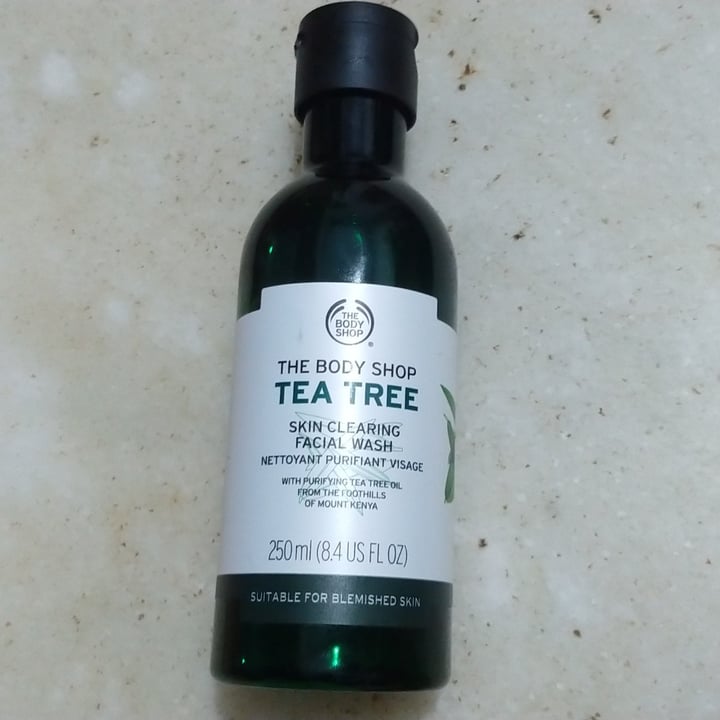 review photo of The Body Shop Tea Tree Facial Wash shared by @anameneses on 12 May 2022 - review