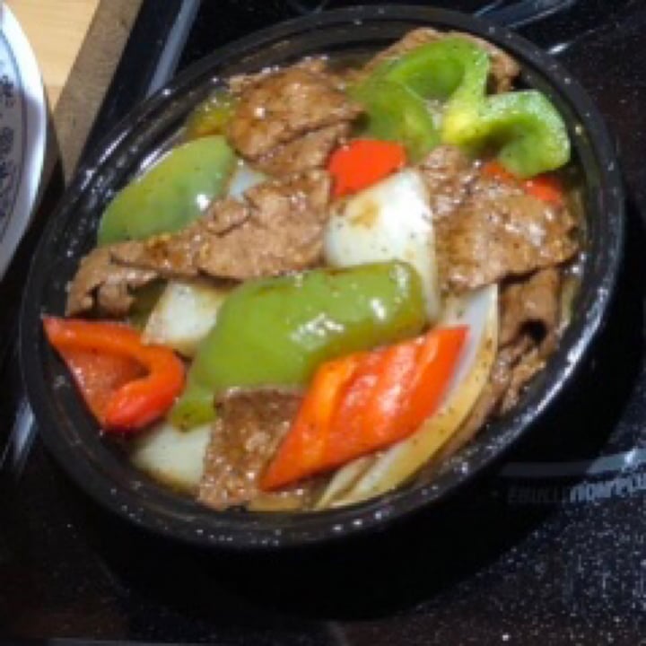 photo of Asia Wok Meatless Black Pepper Beef shared by @ethicalehme on  24 Nov 2021 - review