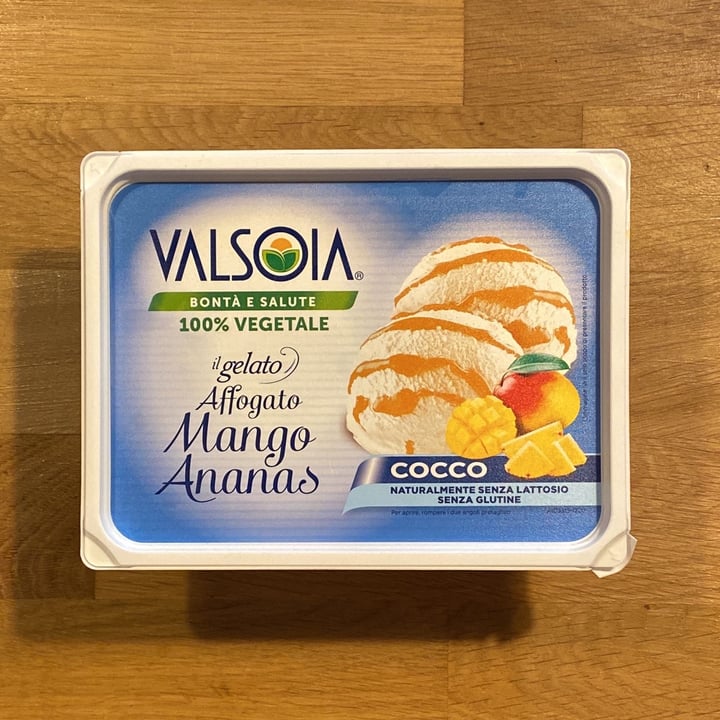 photo of Valsoia Il gelato affogato mango e ananas shared by @vegmaddy on  15 Jul 2022 - review