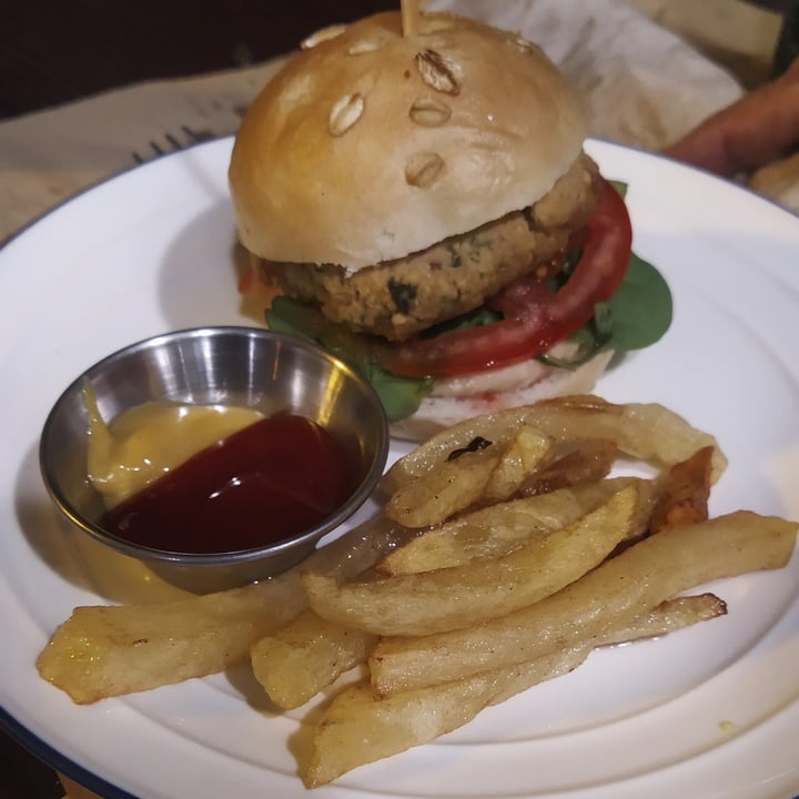 review photo of Thank You Mother Mini hamburguesa falafel shared by @vegancandyland on 10 Aug 2020 - review