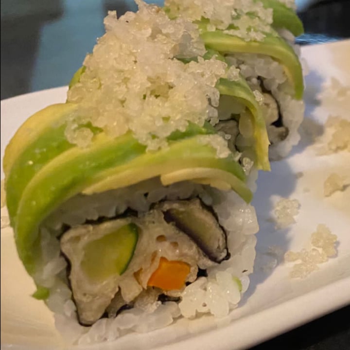 photo of Armonico Uramaki Veg Dragon shared by @italianveggie on  27 Sep 2022 - review