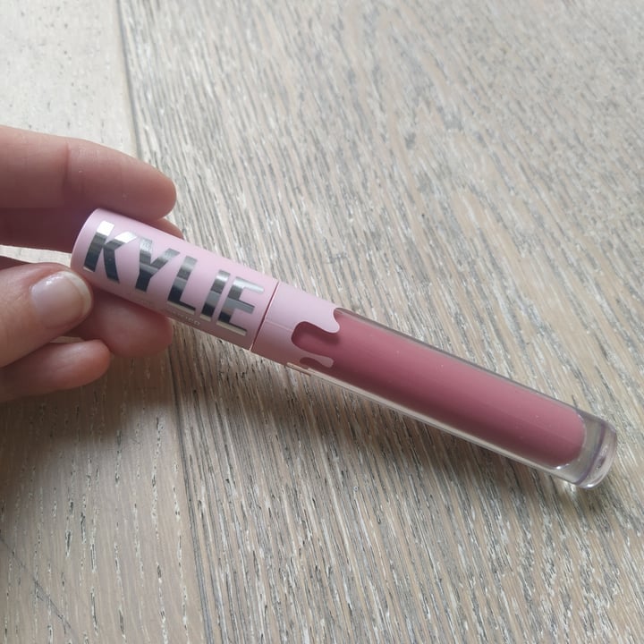 photo of Kylie Cosmetics Snow Way Bae Matte Lip Kit shared by @francescaserafino on  21 Apr 2022 - review