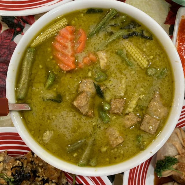 Photo of the dish “Green curry with vegetables”
