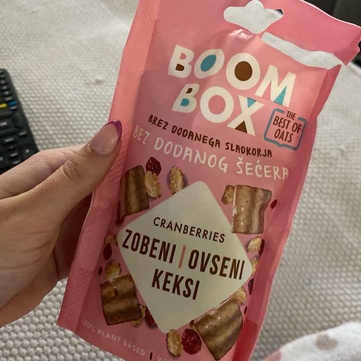 photo of BOOM BOX Cranberrie oat cookies shared by @mmara on  16 Mar 2022 - review
