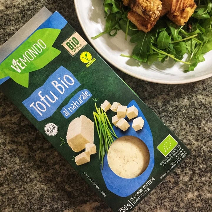 photo of Vemondo Tofu Bio al naturale shared by @theveganent on  11 Dec 2020 - review
