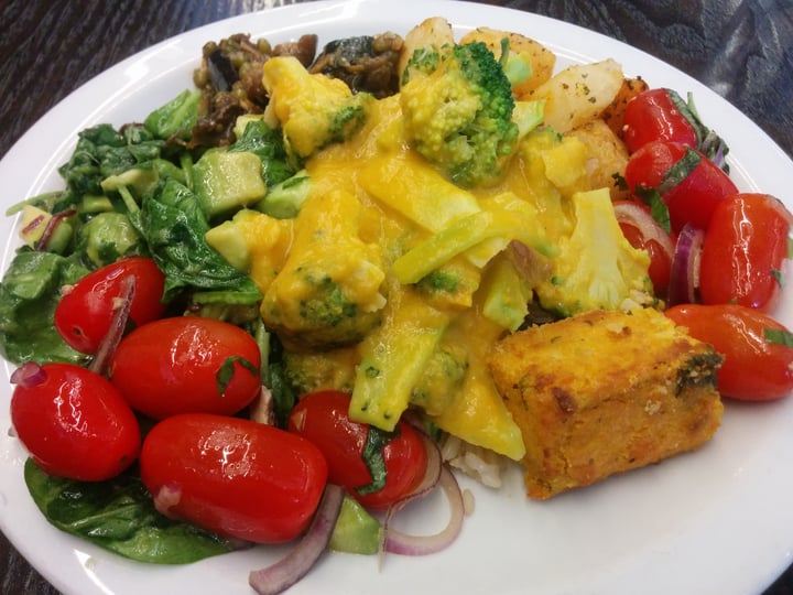 photo of 222 Veggie Vegan All you can eat Buffet! shared by @noageller on  02 Sep 2019 - review
